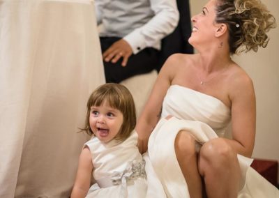fotografo matrimonio La Catilina, Clusane, Brescia; matrimonio con figli; abito sposa corto;